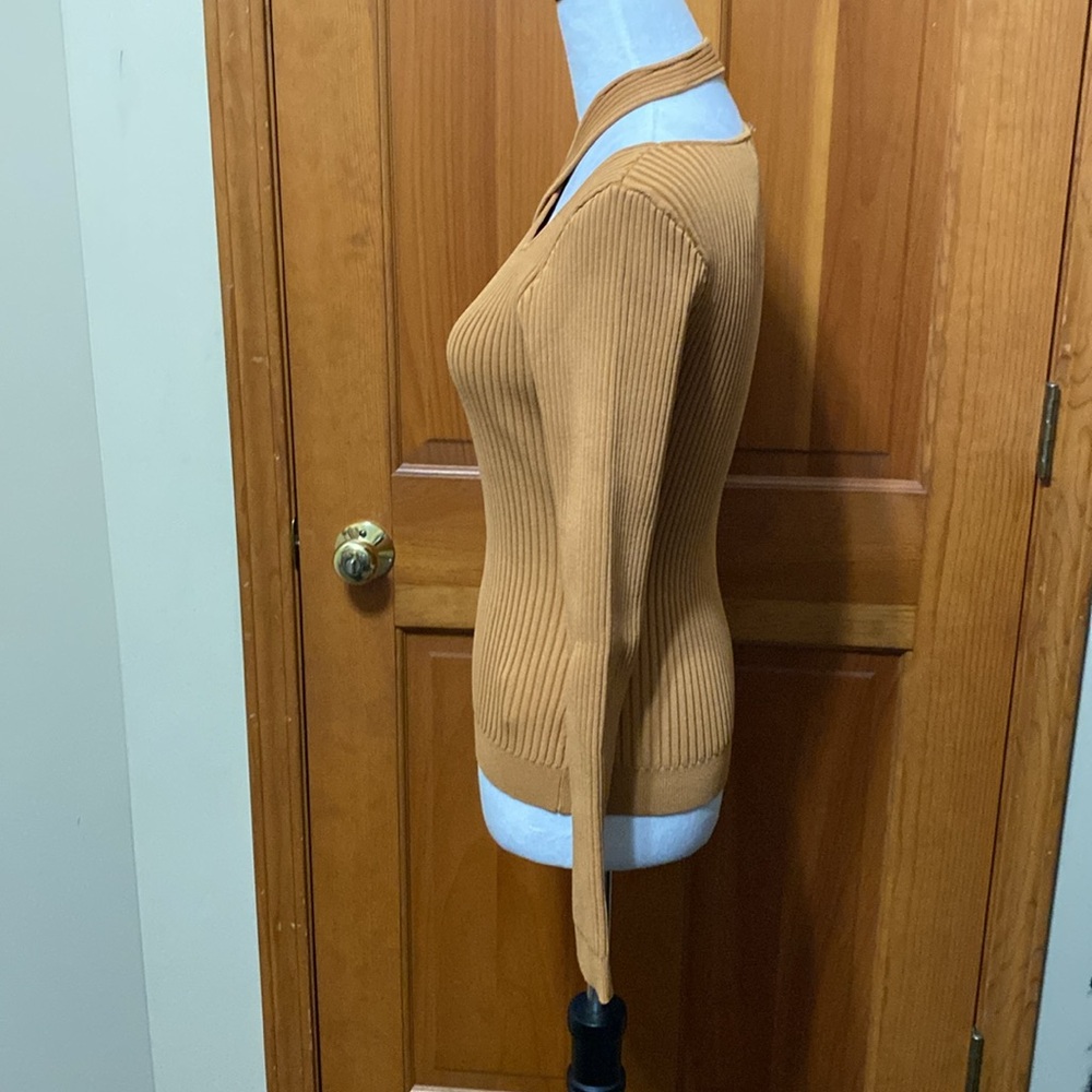 NWT MINKPINK Gianna Crisscross Ribbed-Knit Sweater - Picture 3 of 4